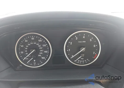 2008 BMW 528Xi из США, поврежденный, VIN WBANV13538BZ48068